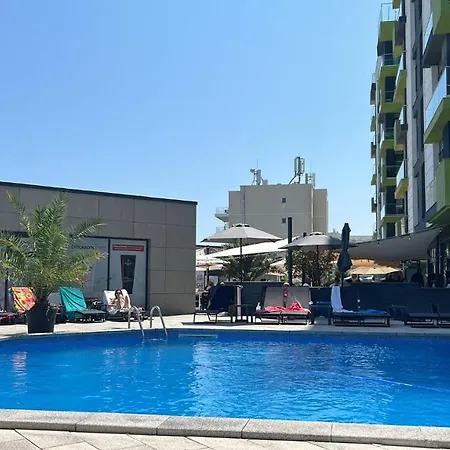 La Mare Alezzi アパート